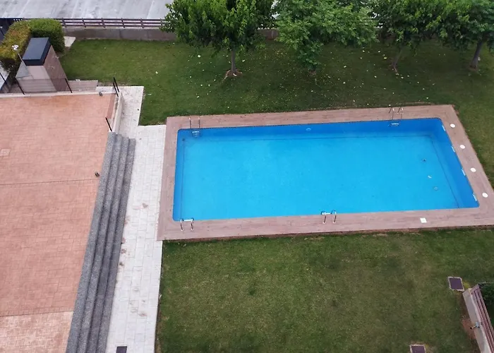 Atico Con Hidromasaje, Terraza Y Piscina En Ebrehogar