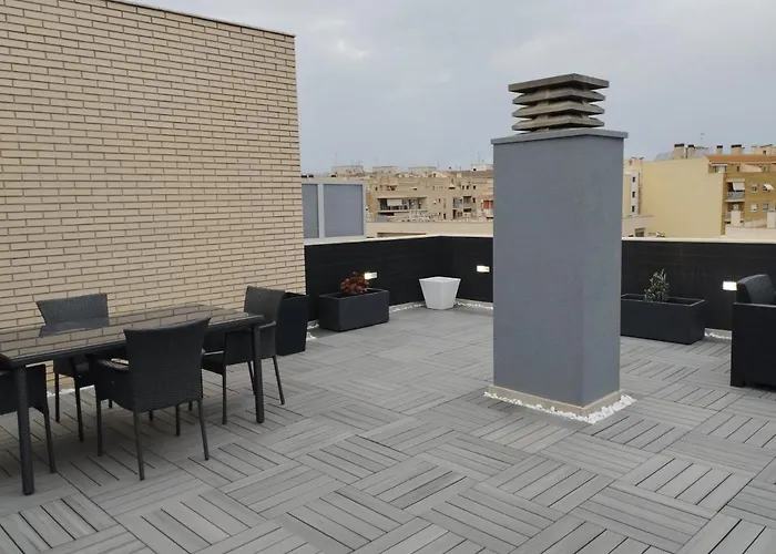 Atico Con Hidromasaje, Terraza Y Piscina En Ebrehogar
